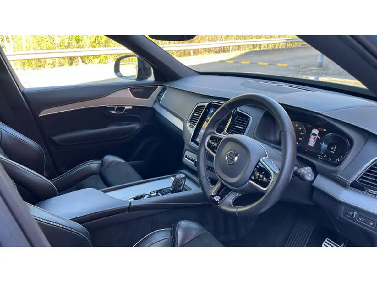 2019-volvo-xc90-20-t8-r-design-390bhp-big-4
