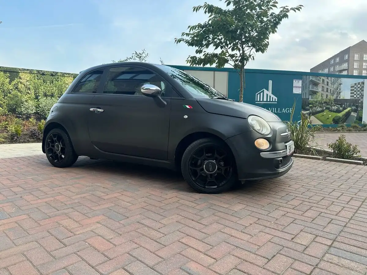 2011-fiat-500-09-matt-black-twinair-big-6