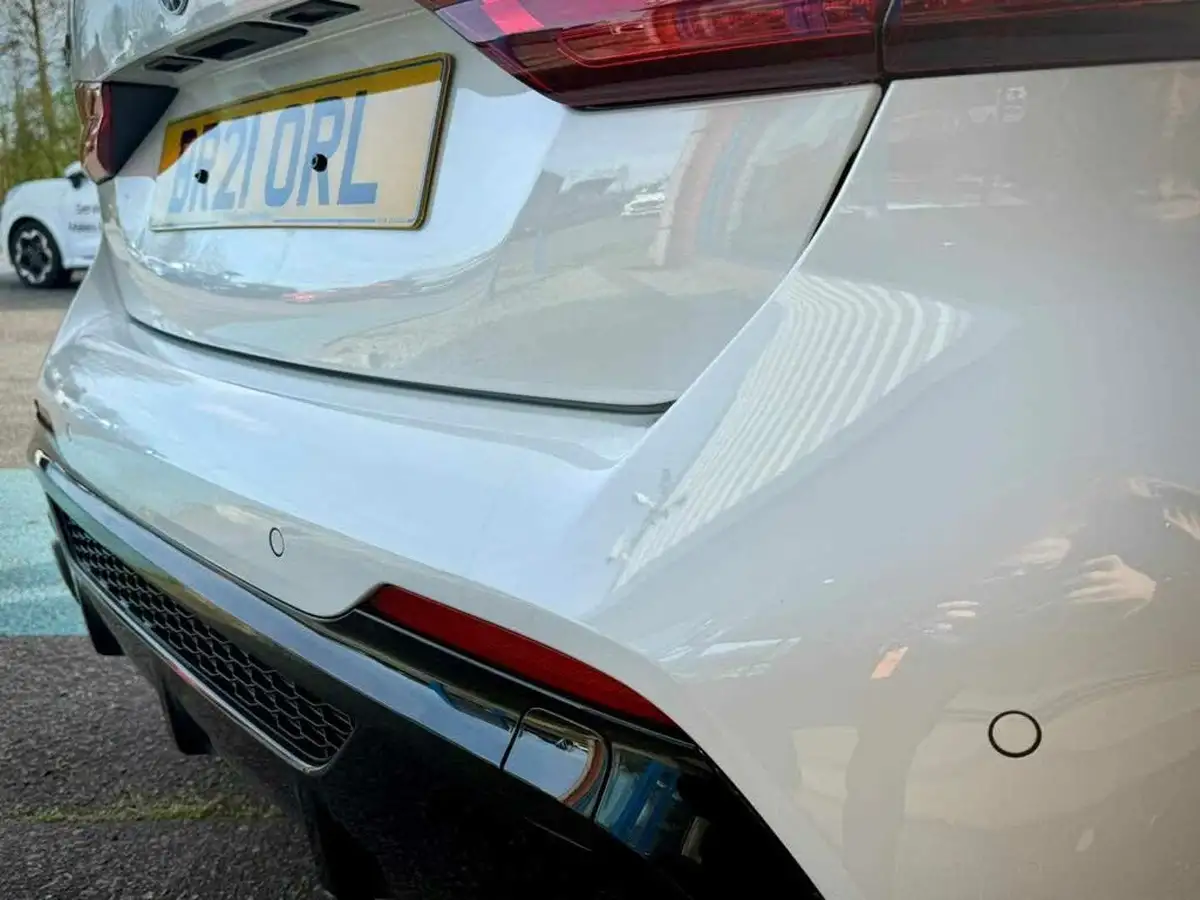 2021-bmw-1-series-20-m135i-xdrive-big-21