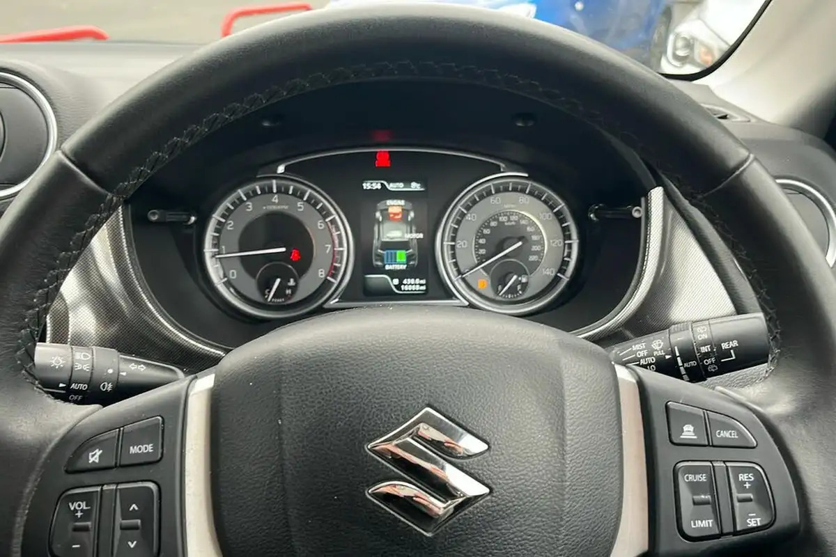 2021-suzuki-vitara-14-boosterjet-sz5-allgrip-big-15