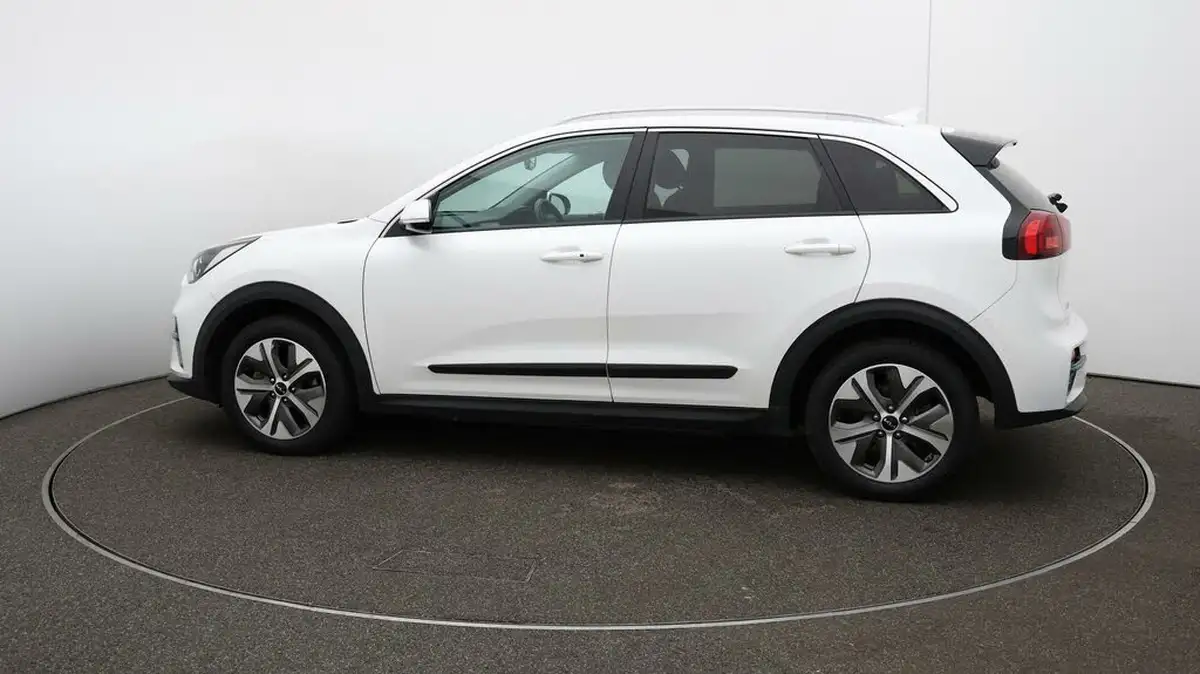 2022-kia-e-niro-ev-2-64-big-51