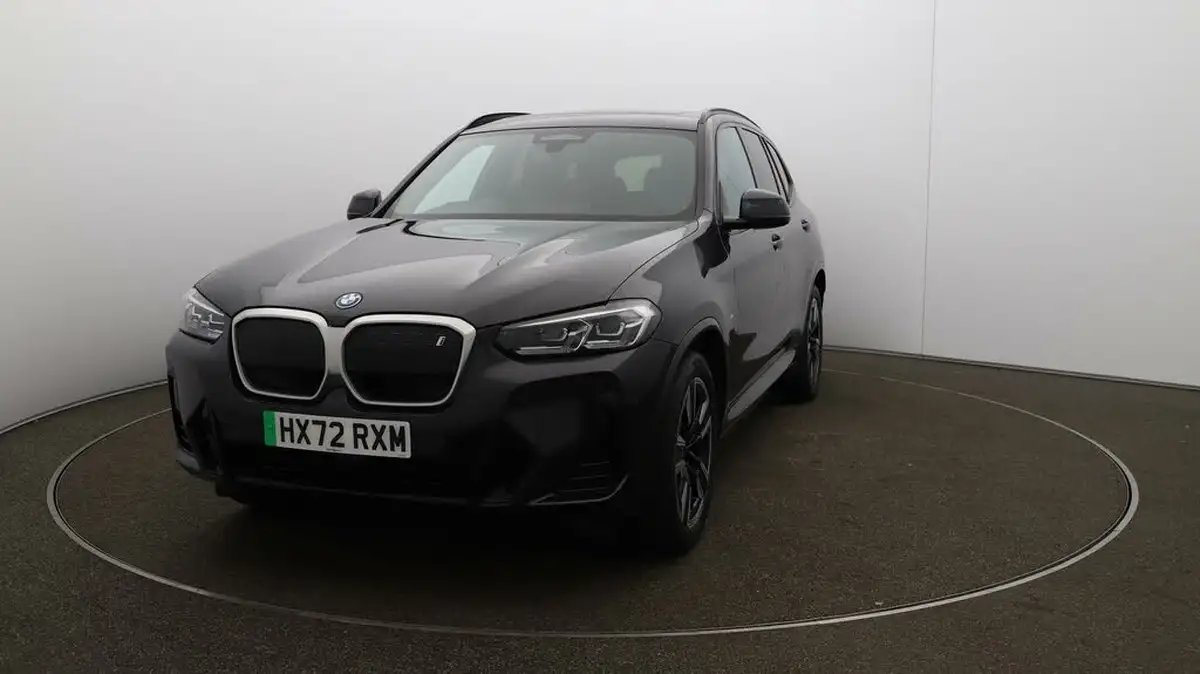 2022-bmw-ix3-e-m-sport-big-32