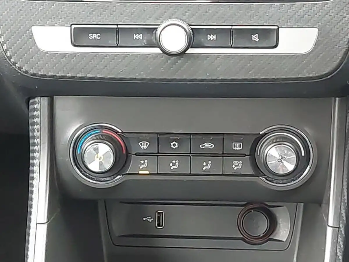 2019-mg-zs-suv-15-vti-tech-excite-106ps-big-10