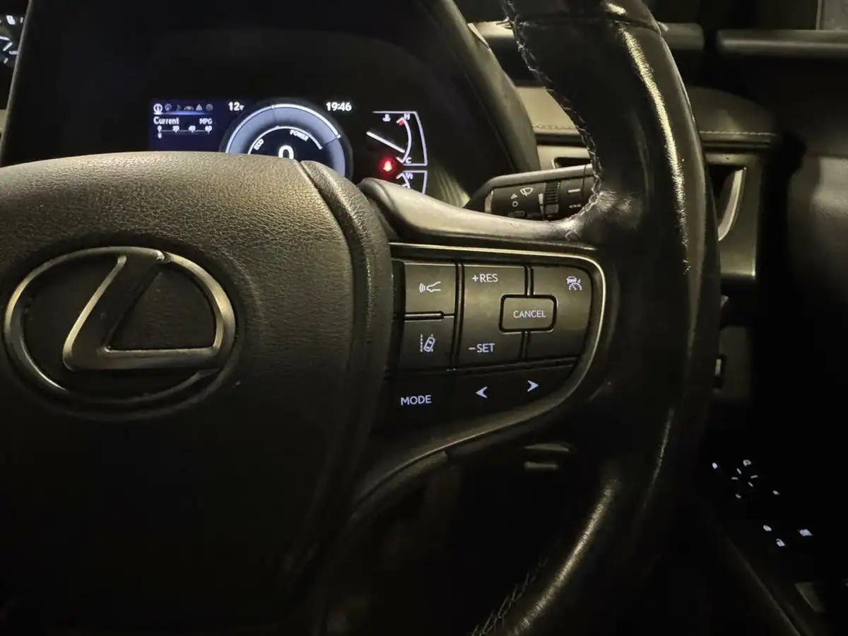 2019-lexus-ux-250h-20-ux-premium-pack-with-navigation-big-20