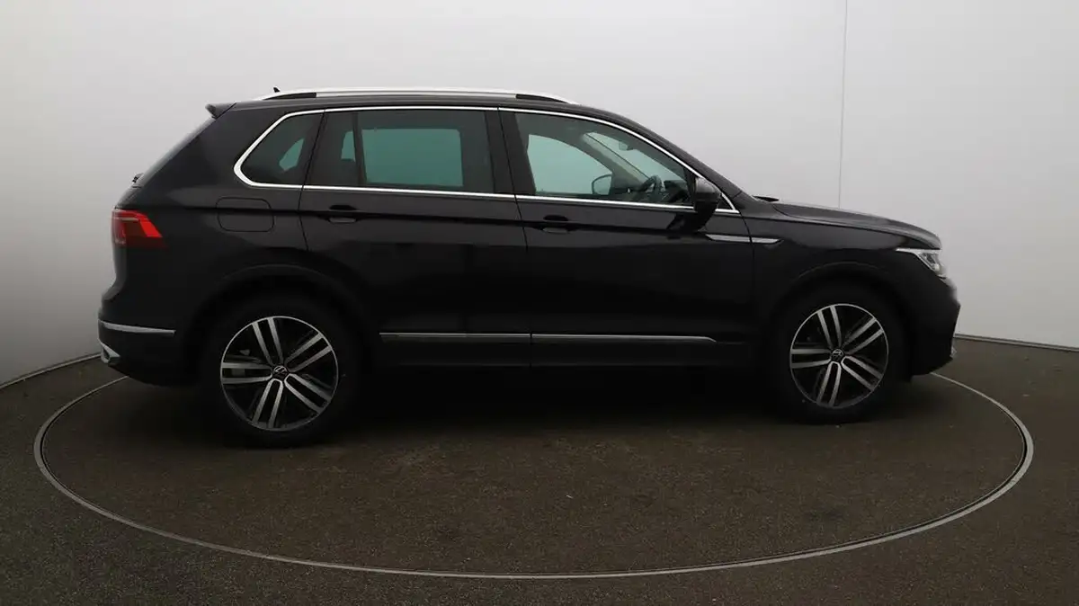 2020-volkswagen-tiguan-15-tsi-elegance-big-8