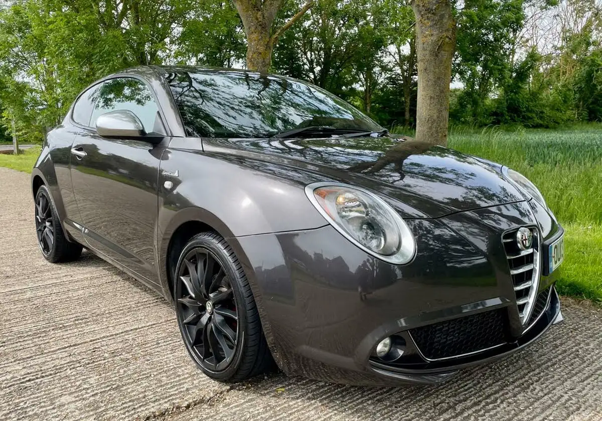 2013-alfa-romeo-mito-09-sportiva-875-tb-105bhp-big-4