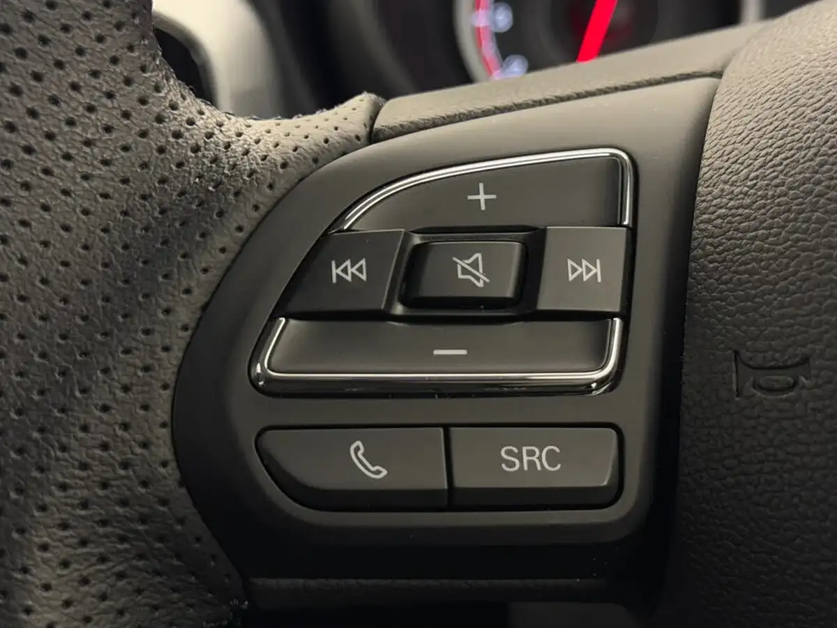 2023-mg-mg3-15-vti-tech-exclusive-nav-big-19