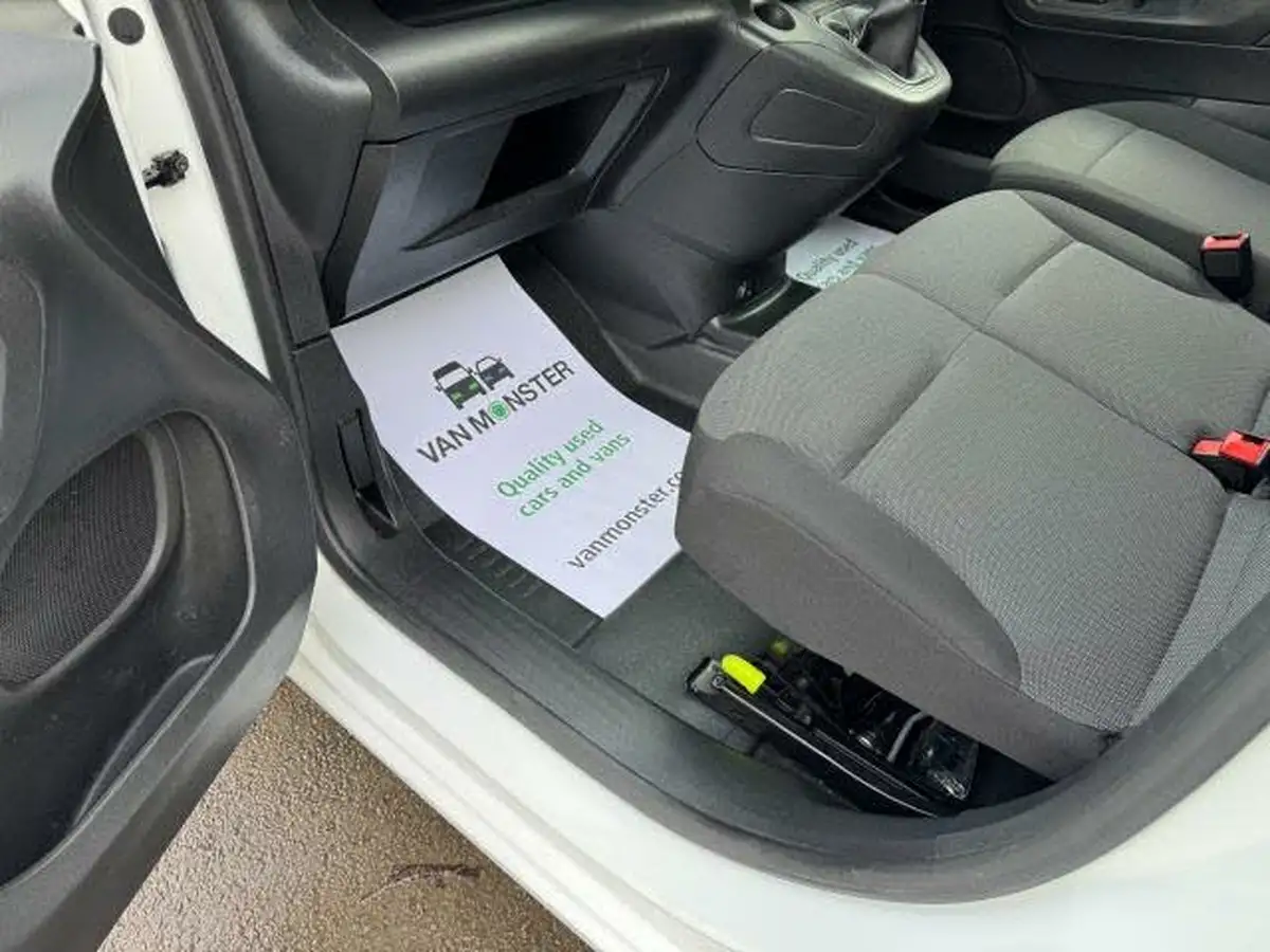 2021-peugeot-partner-15-bluehdi-1000-professional-100ps-eu6dt-panel-big-27