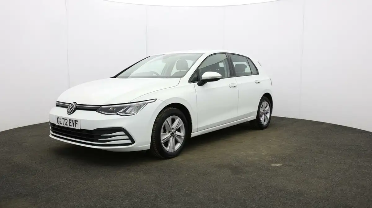 2022-volkswagen-golf-15-tsi-life-150ps-hatchback-big-2