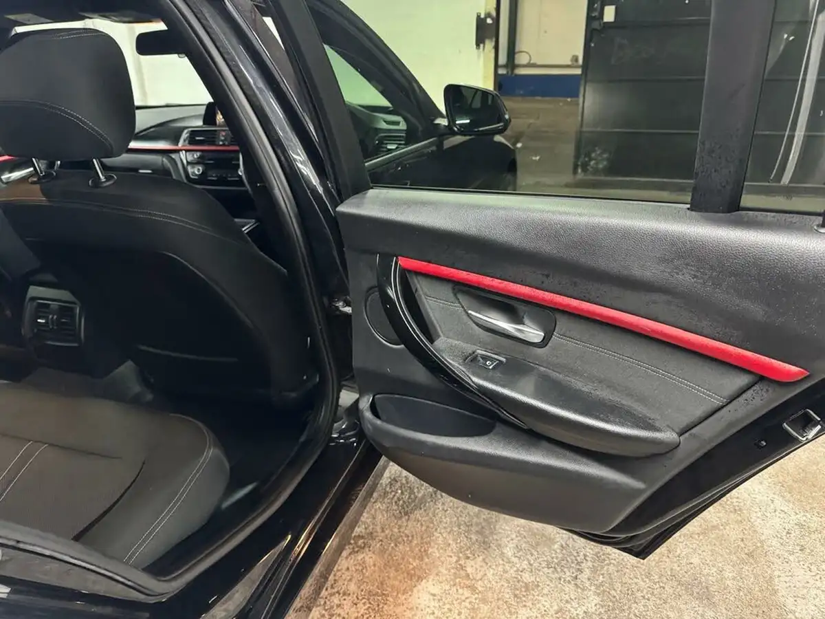 2018-bmw-3-series-20td-320d-xdrive-sport-touring-5d-big-38