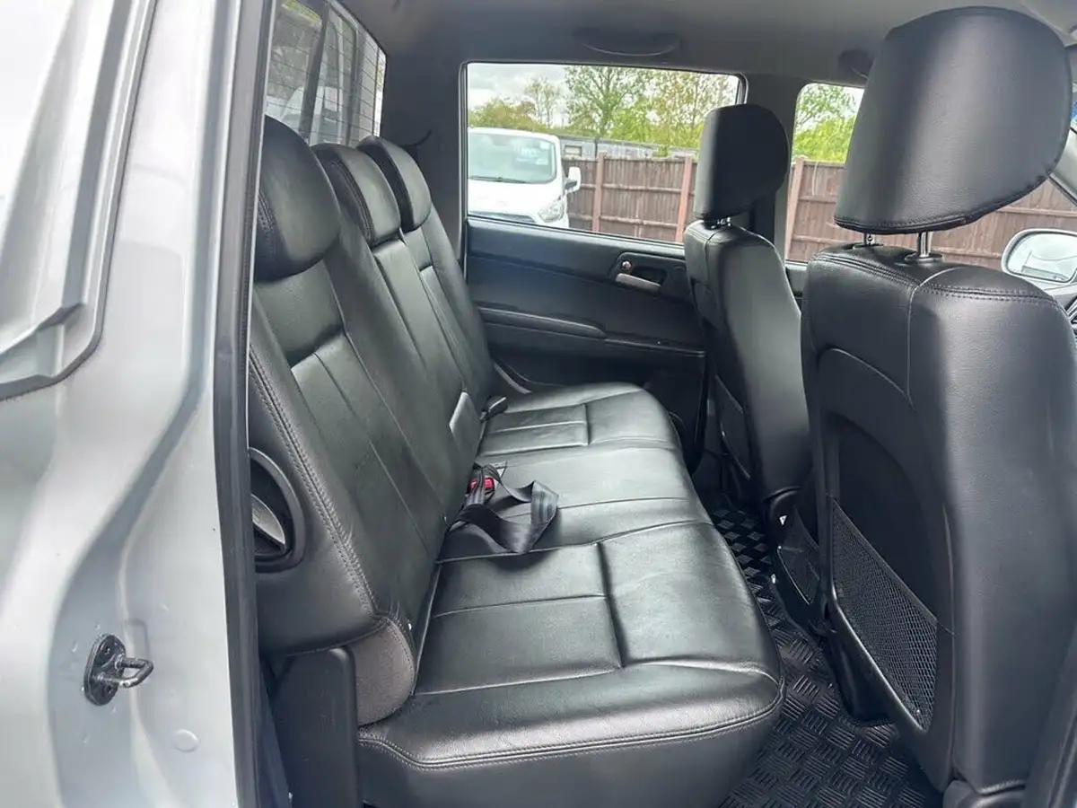 2018-kgm-ssangyong-musso-22td-ex-178ps-auto-big-25