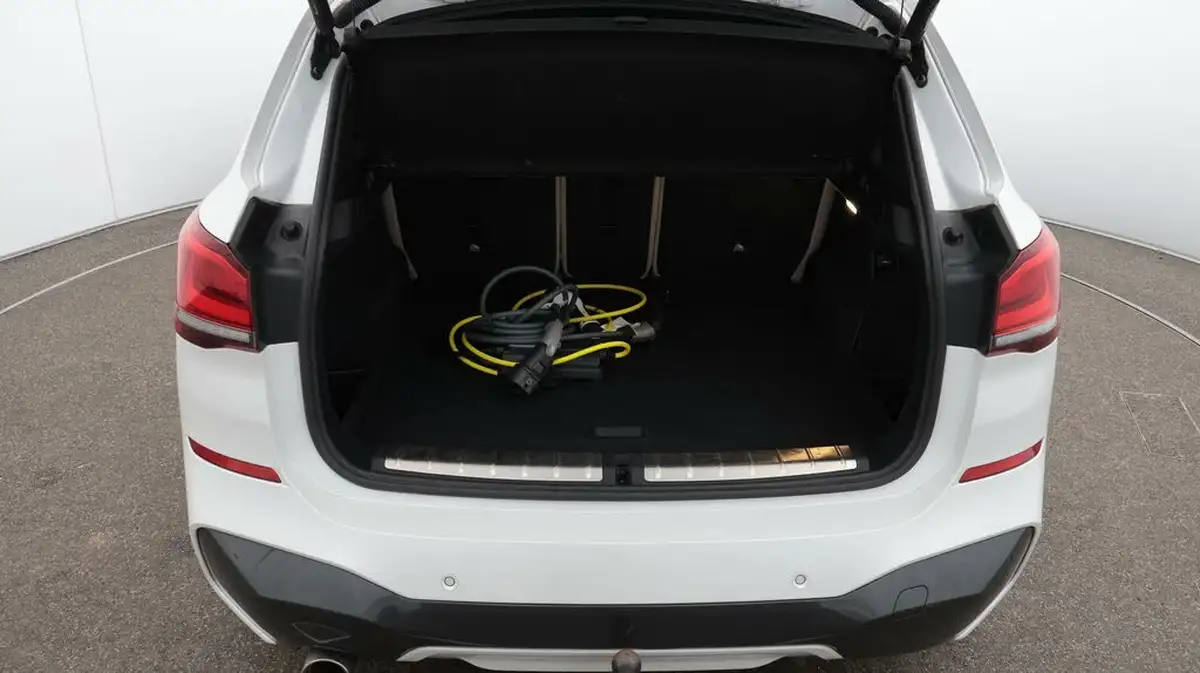 2021-bmw-x1-15-xdrive-25e-phev-m-sport-big-17