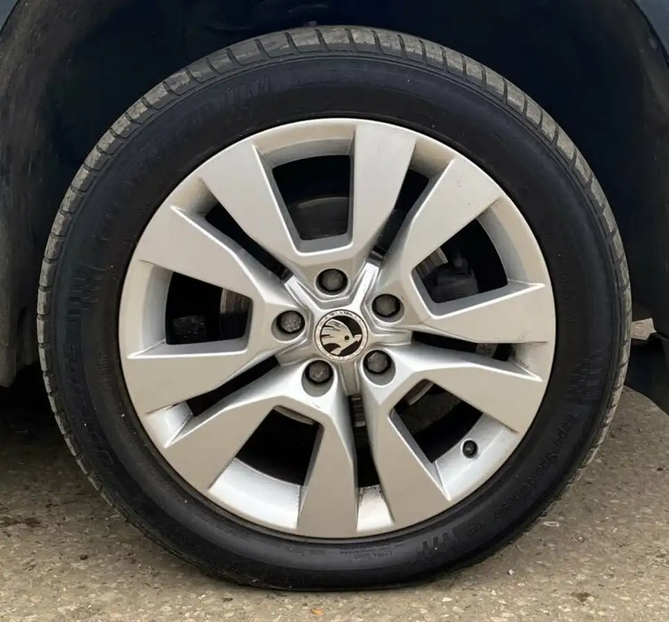 2017-skoda-yeti-outdoor-12-tsi-se-l-drive-dsg-big-10
