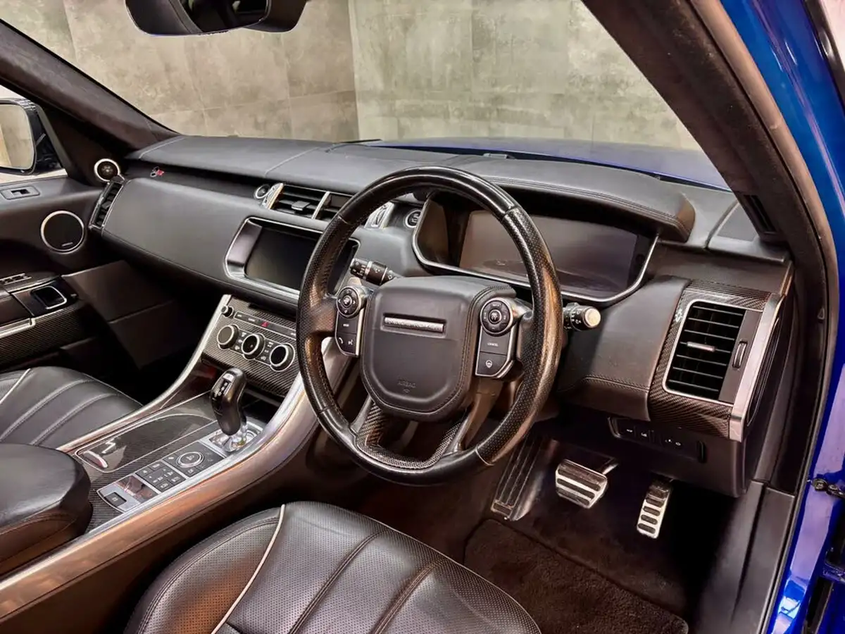 2017-land-rover-range-rover-sport-50-v8-svr-big-9