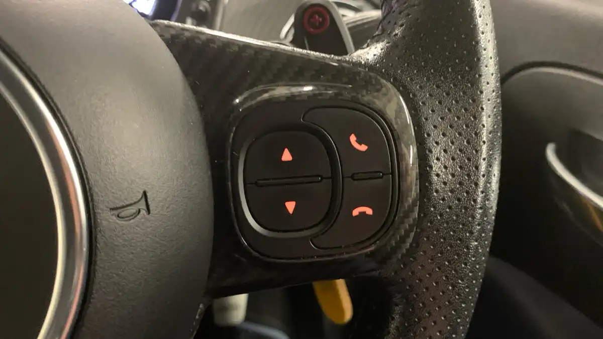 2018-abarth-695c-14-tjet-rivale-182ps-mta-big-23