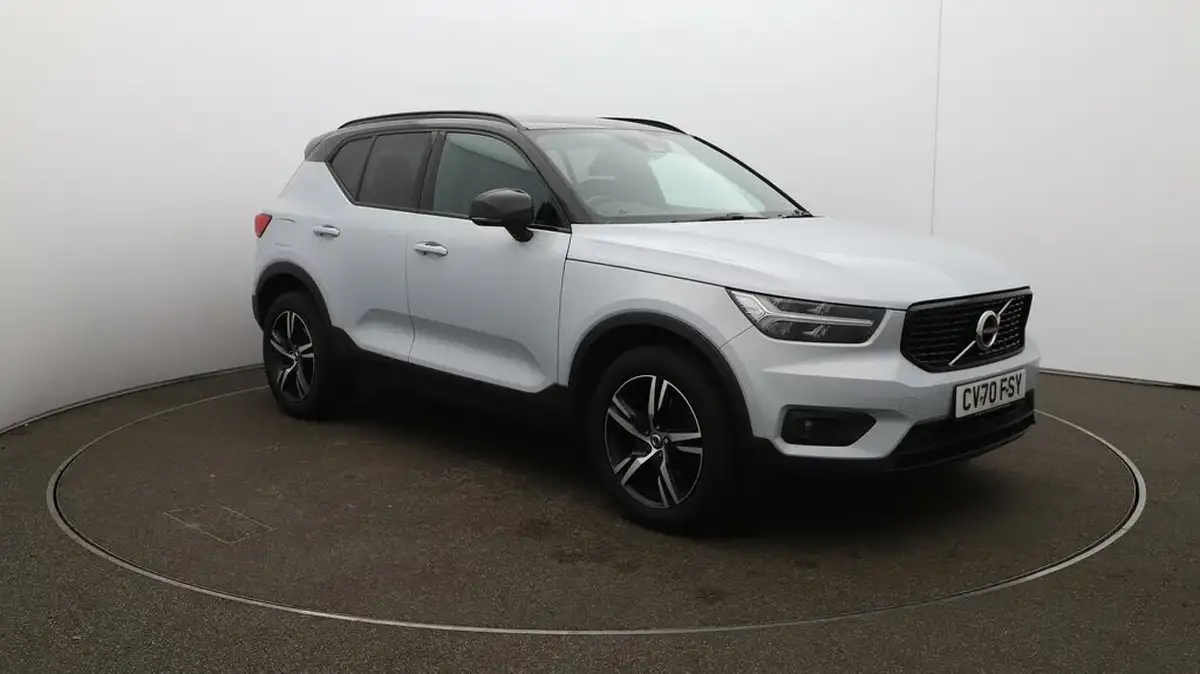 2020-volvo-xc40-20-b4-r-design-awd-big-1