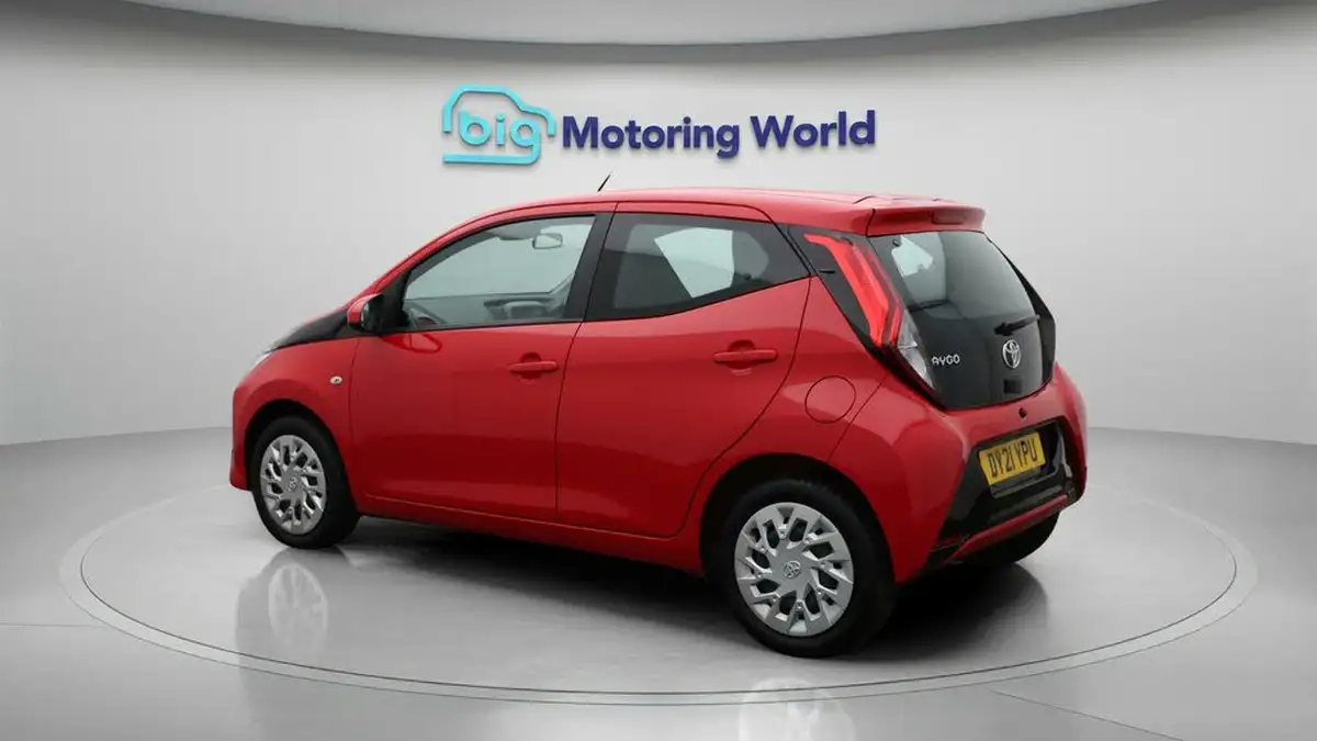 2021-toyota-aygo-10-vvt-i-x-play-tss-x-shift-big-5
