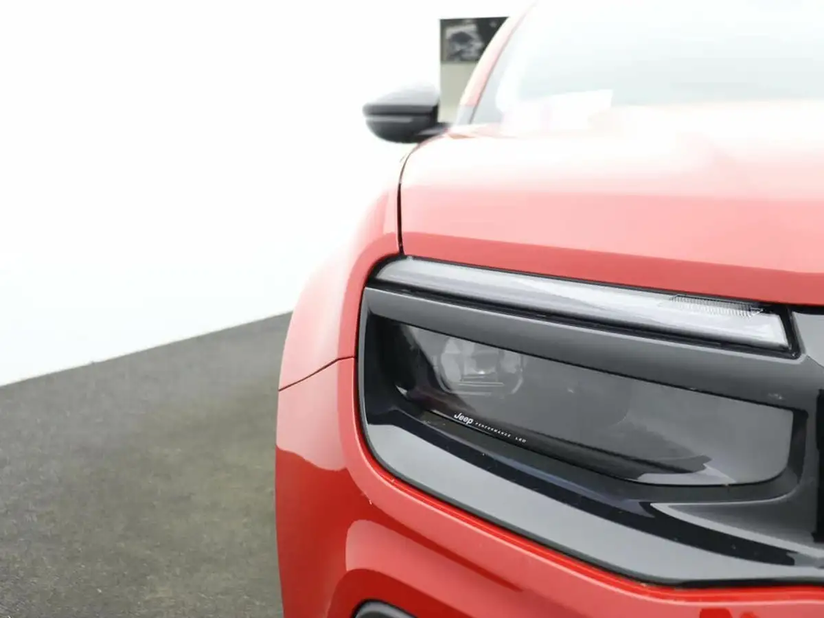 2024-jeep-avenger-e-summit-big-39