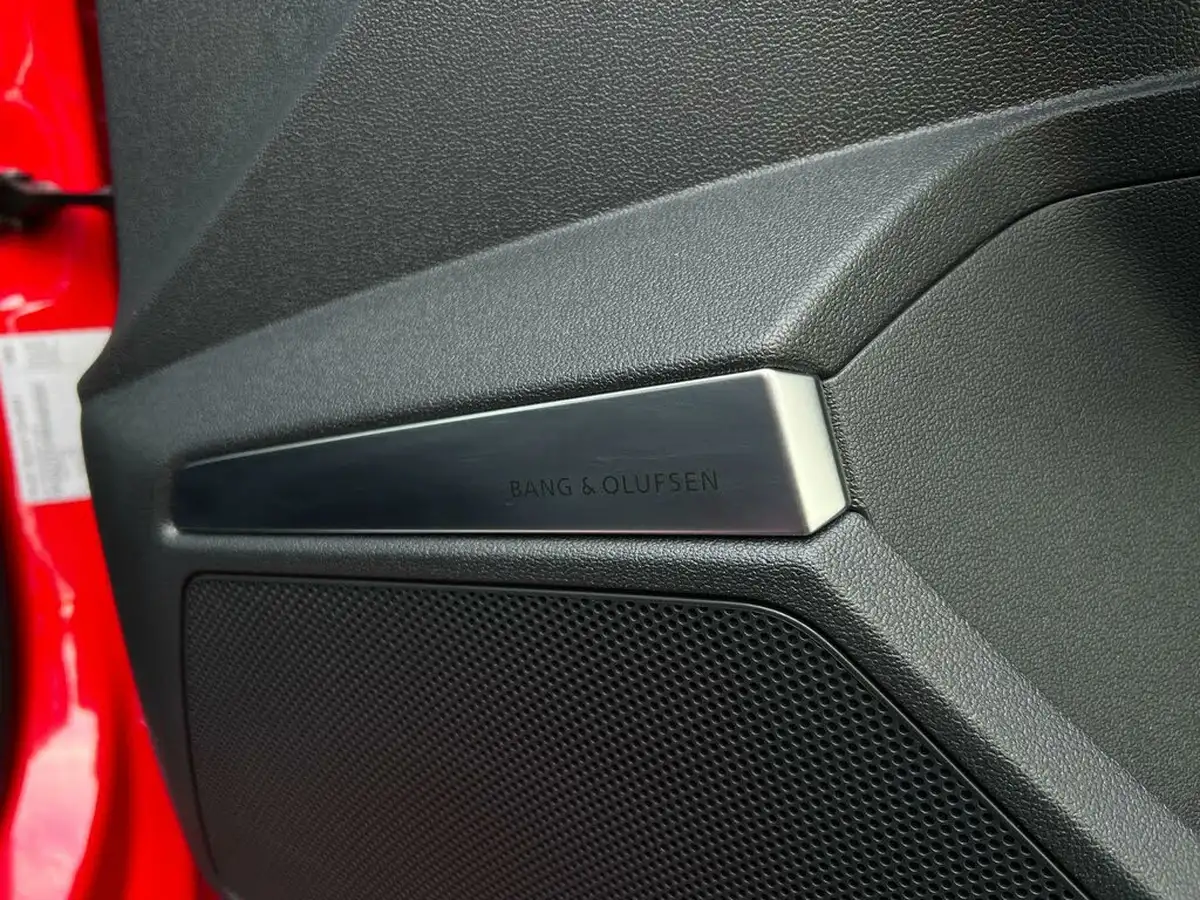 2024-audi-rs3-25-tfsi-carbon-black-sportback-5d-big-69