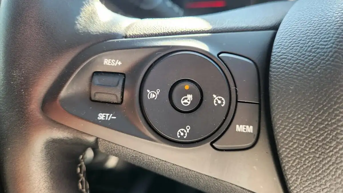 2021-vauxhall-corsa-12i-se-premium-big-13