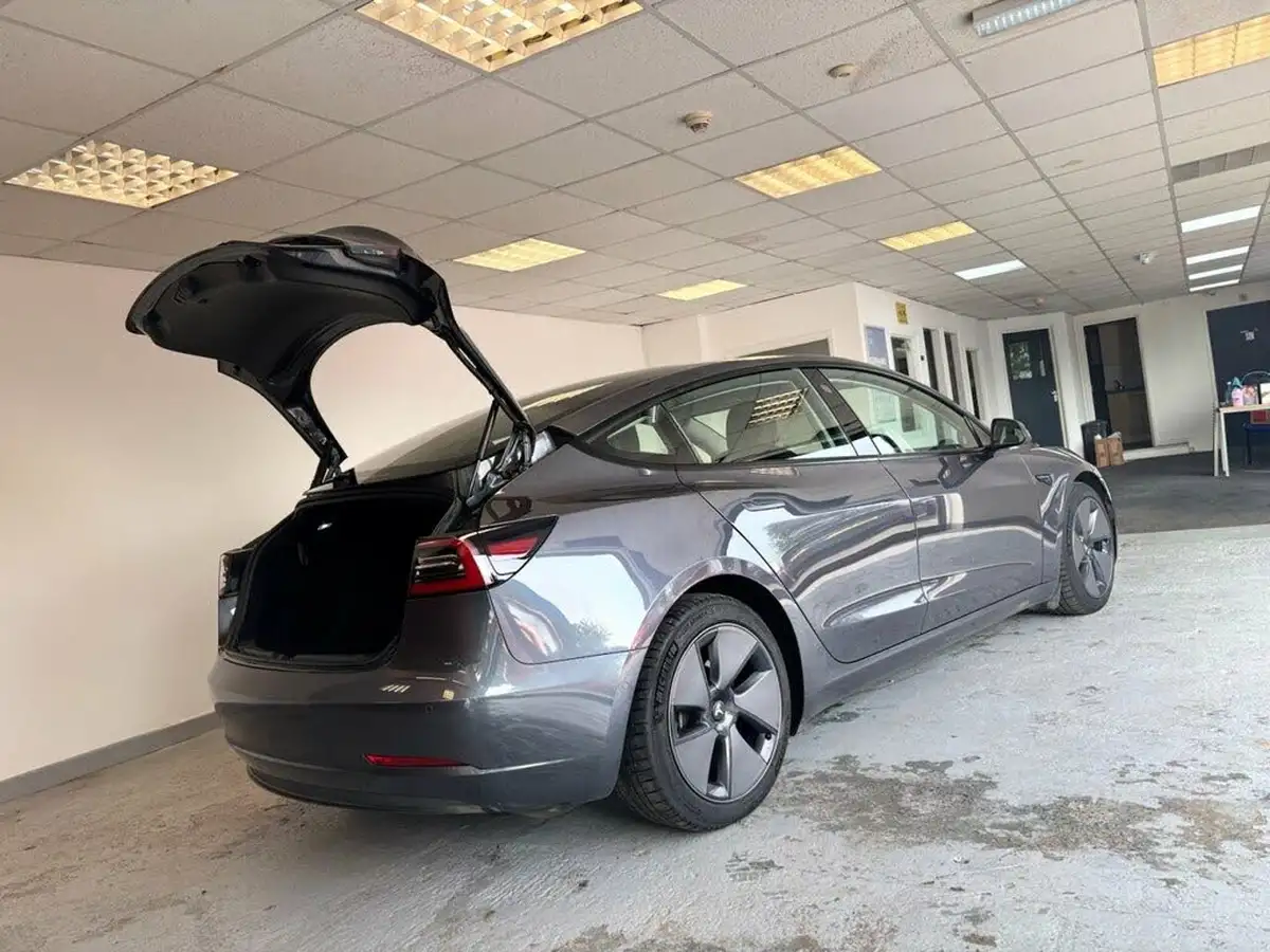 2021-tesla-model-3-e-long-range-4x4-big-22