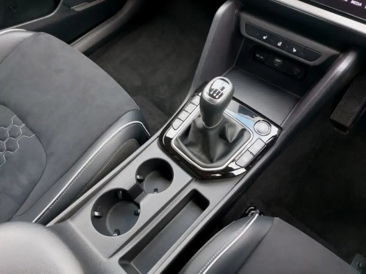 2024-kia-sportage-16-t-gdi-gt-line-148bhp-big-17