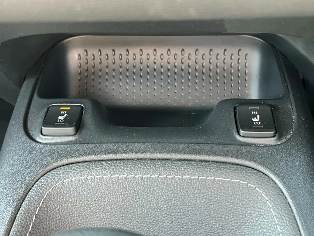2021-toyota-corolla-18-vvt-i-design-trk-hatchback-5d-big-43