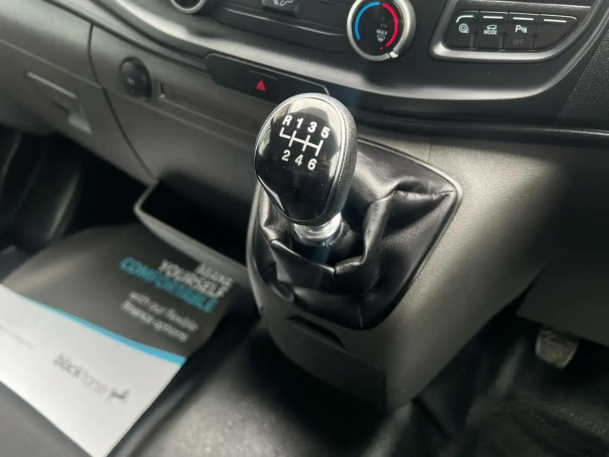 2023-ford-transit-big-14