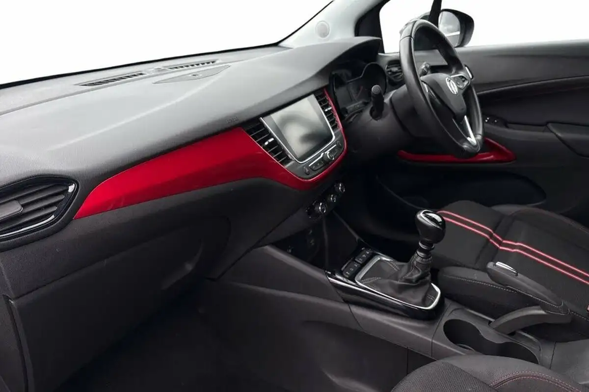 2022-vauxhall-crossland-12-gs-line-110ps-big-8