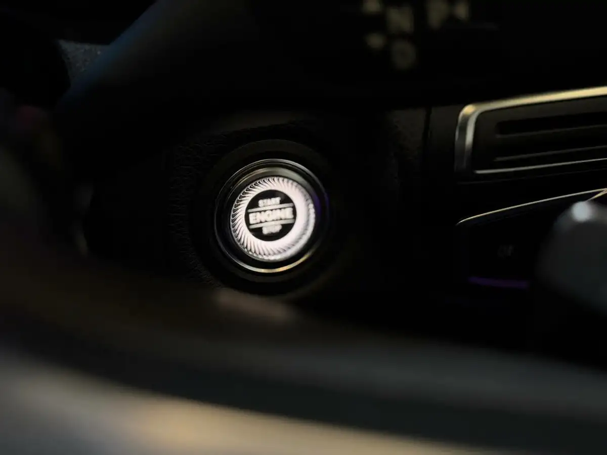 2019-mercedes-benz-c-class-20-c300-amg-line-premium-coupe-2d-big-23