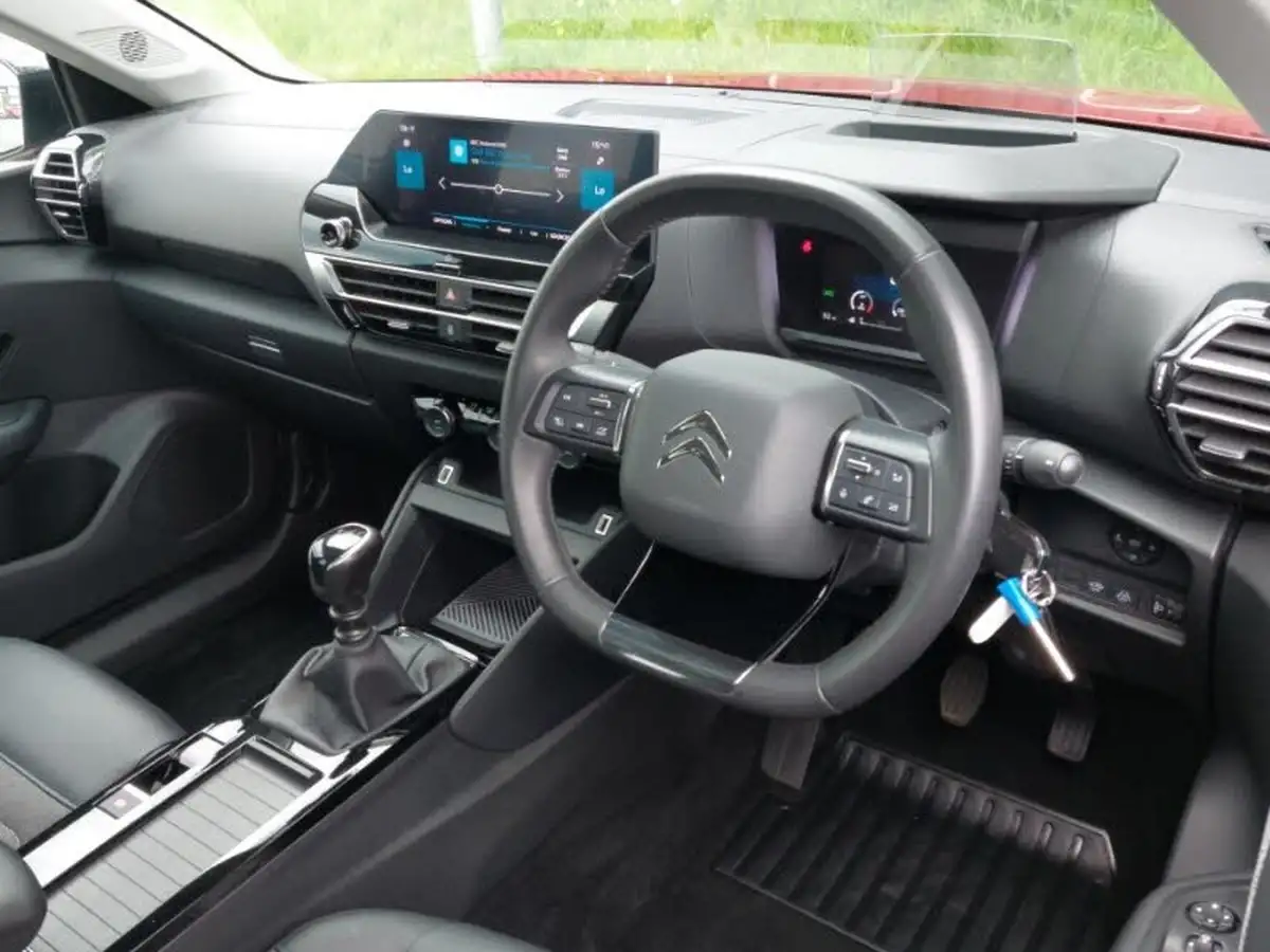 2022-citroen-c4-12-puretech-sense-plus-big-11