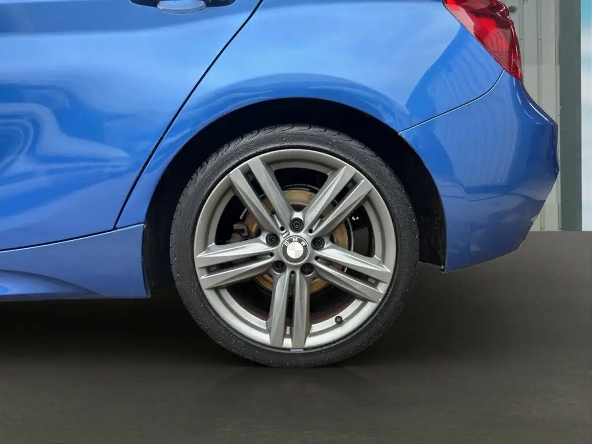 2012-bmw-1-series-20td-120d-m-sport-hatch-5d-big-17