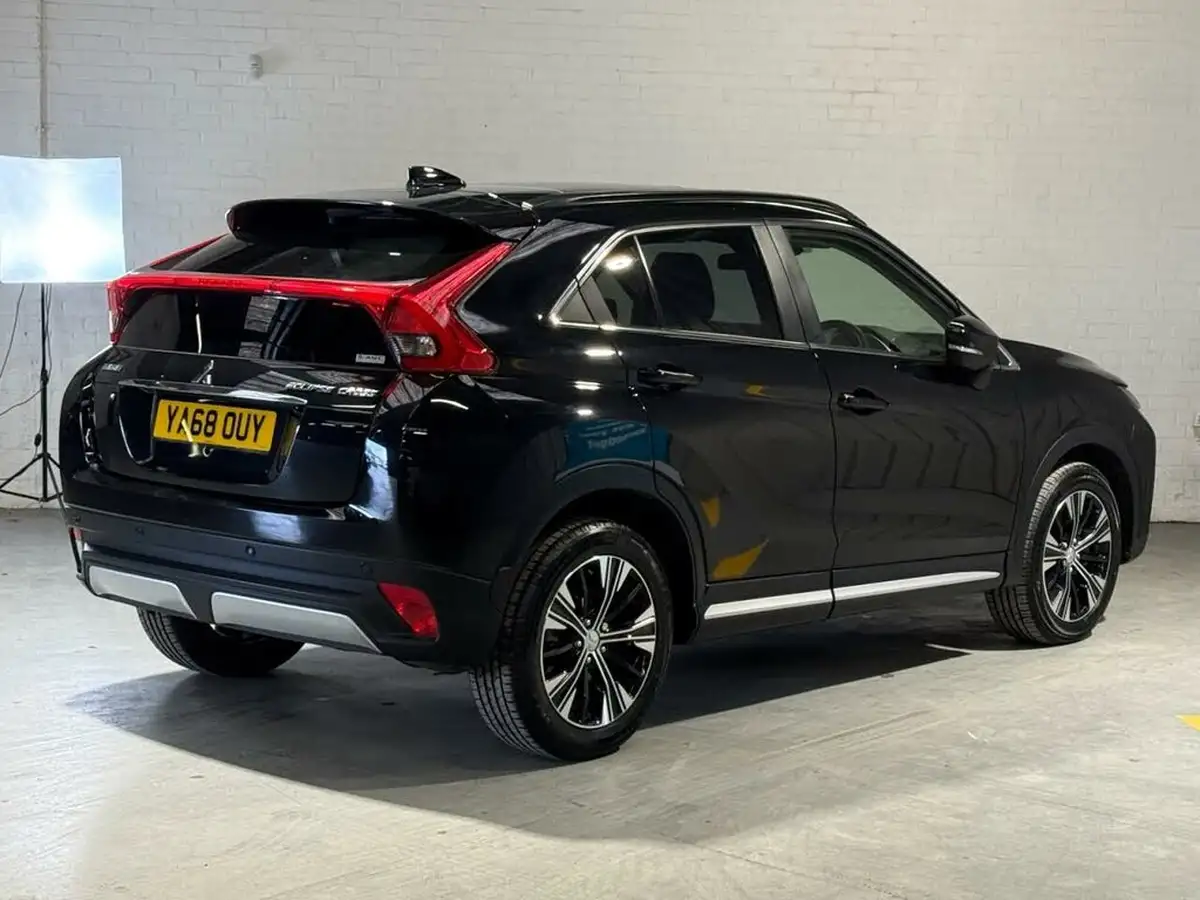 2018-mitsubishi-eclipse-cross-15-4-auto-big-40