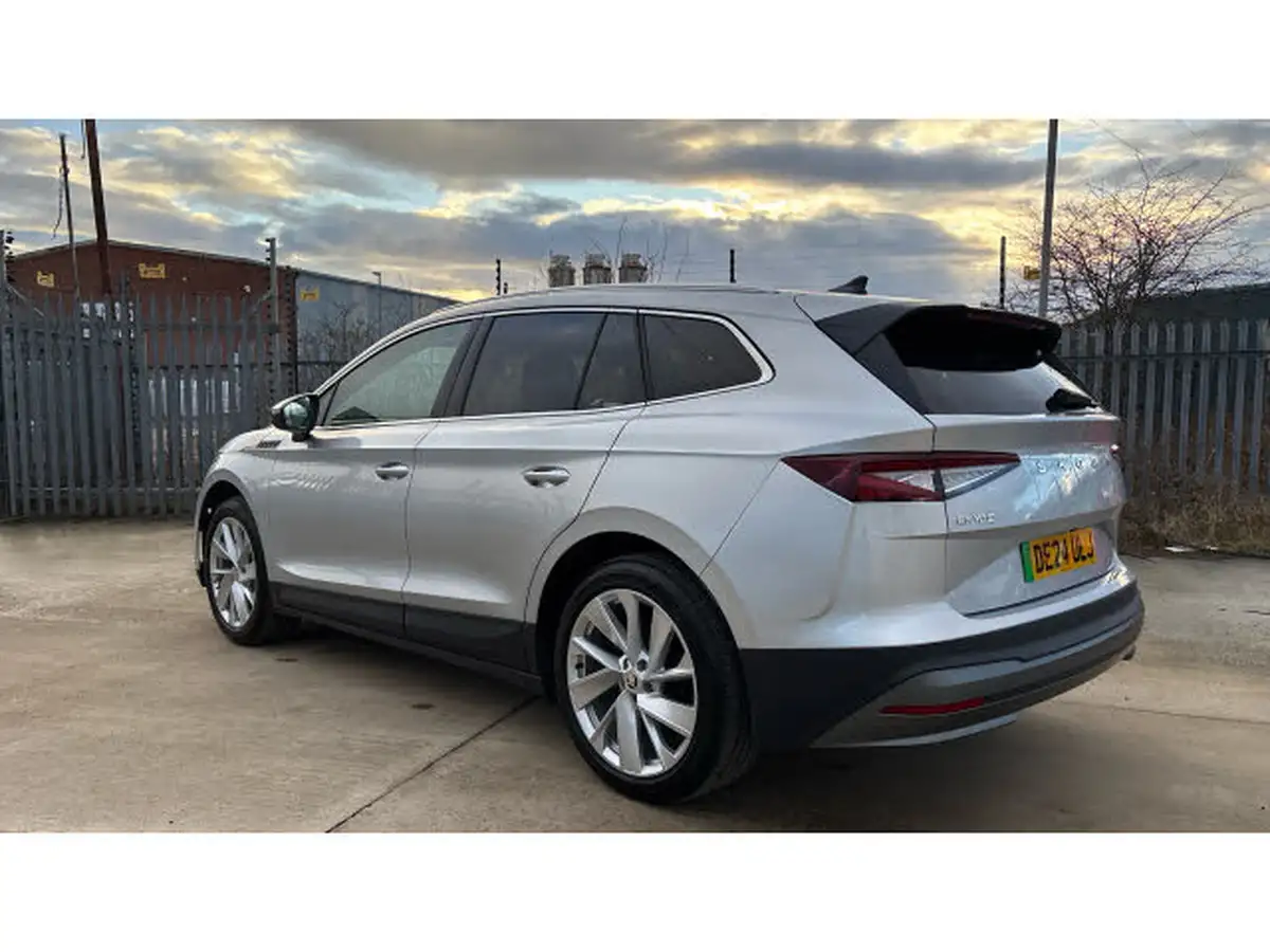 2023-skoda-enyaq-e-85-edition-station-wagon-big-20
