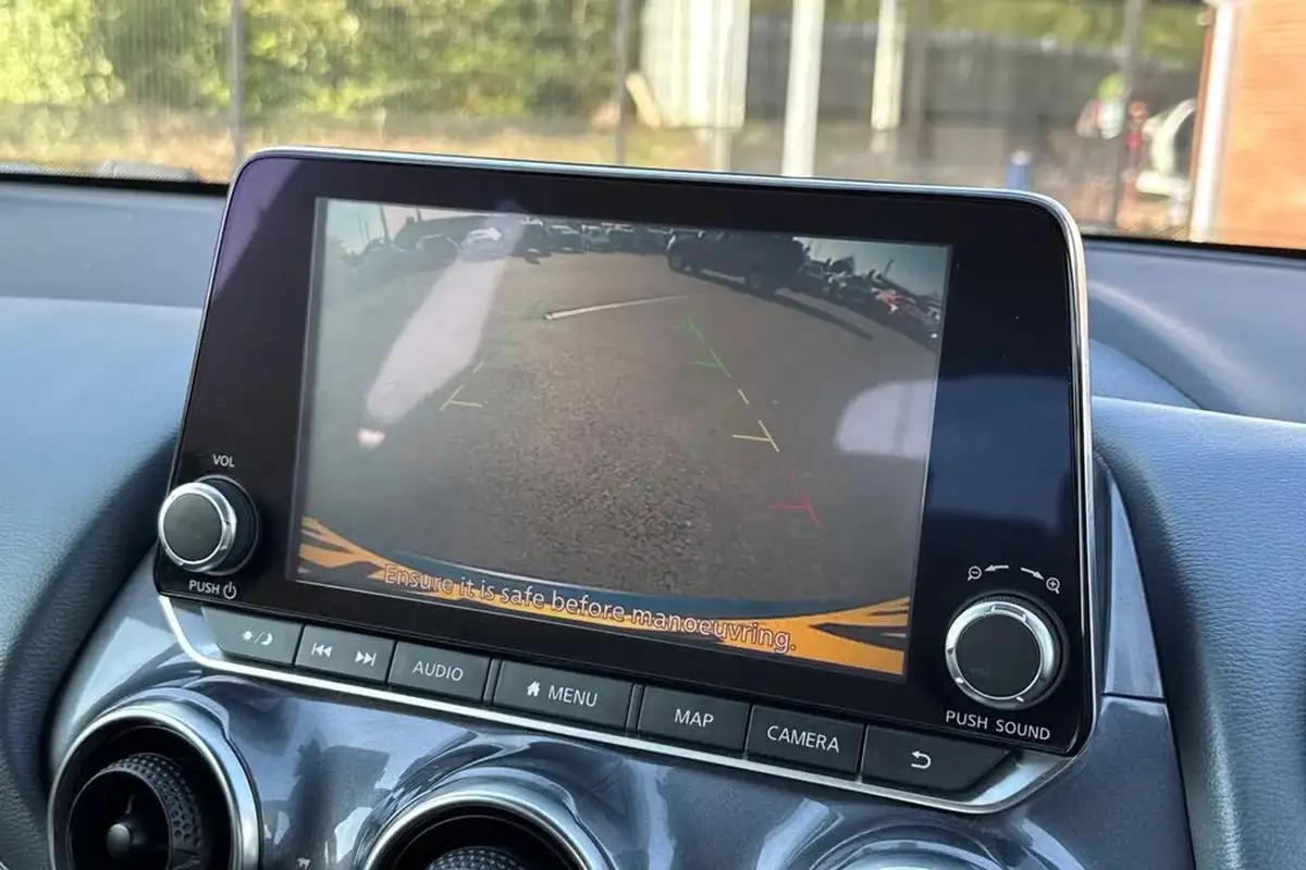 2022-nissan-juke-10-dig-t-n-connecta-dct-big-43