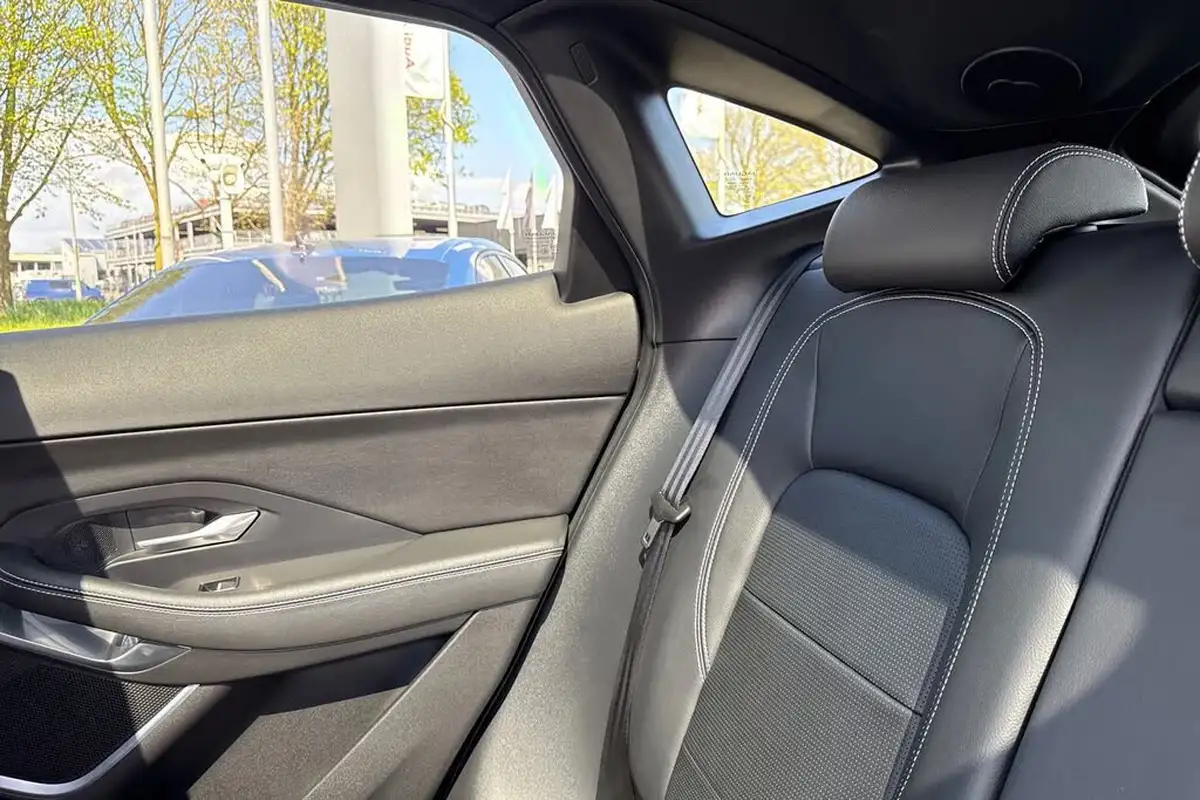 2024-jaguar-e-pace-20-d200-r-dynamic-se-black-big-47