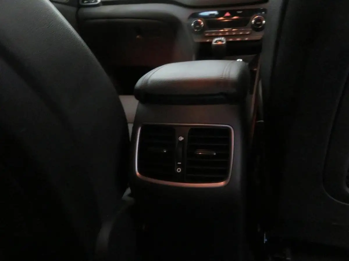 2016-hyundai-tucson-17crdi-blue-drive-premium-116ps-big-46