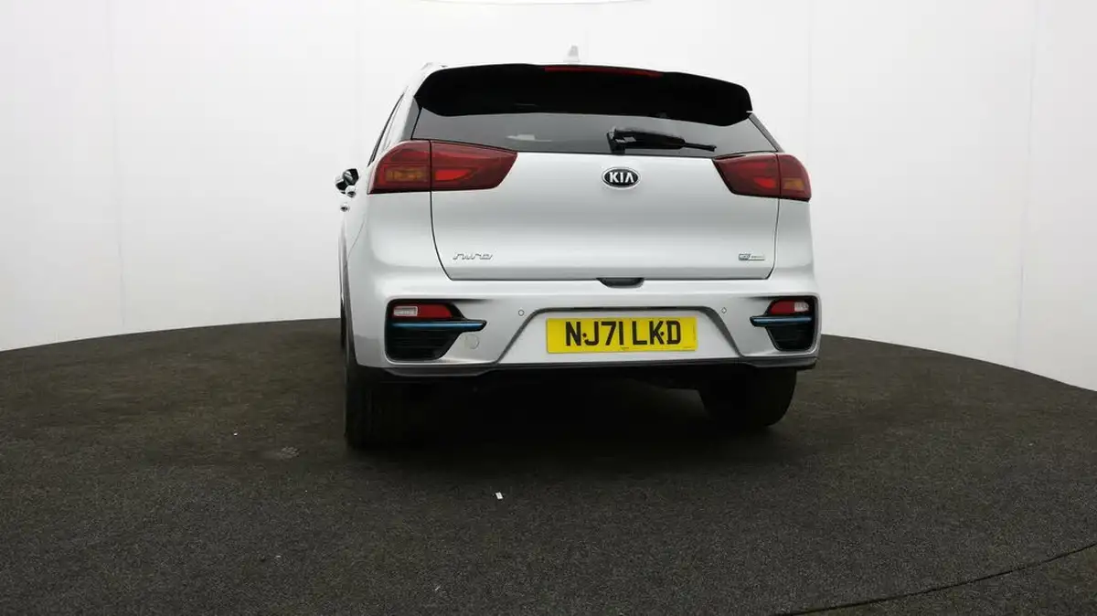 2021-kia-e-niro-ev-4-big-34