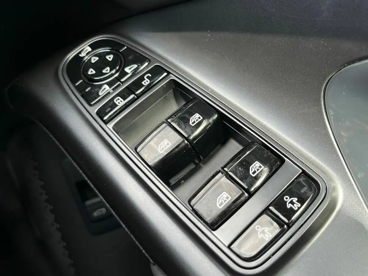 2024-byd-seal-e-design-big-28