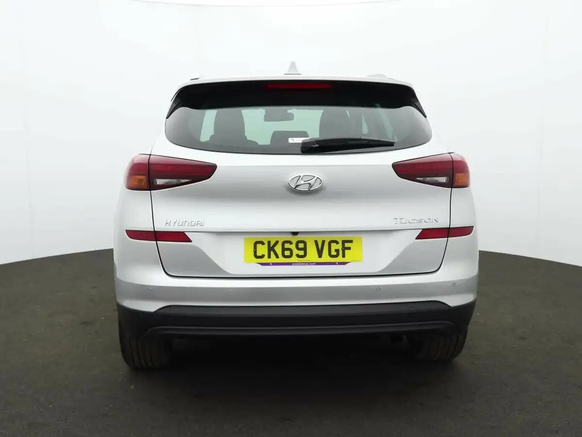 2019-hyundai-tucson-16-gdi-se-nav-big-2