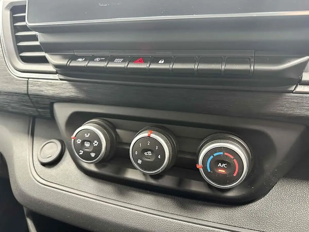 2023-renault-trafic-20dci-sl30-150-extra-eu6d-edc-auto-big-23