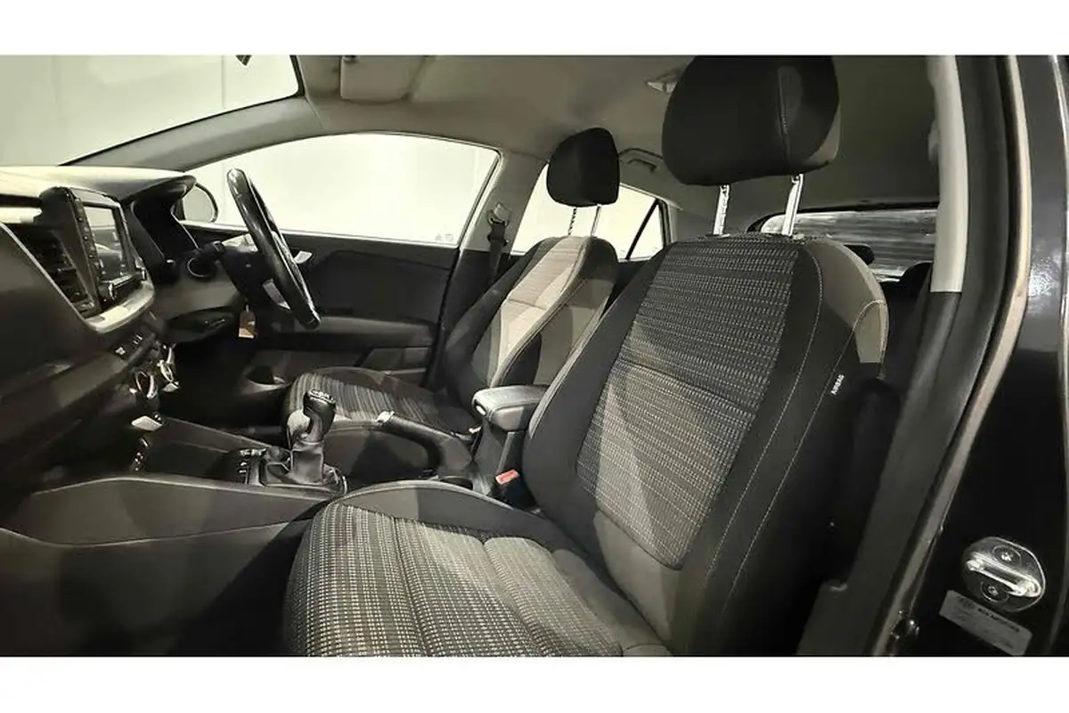 2019-kia-stonic-10-t-gdi-2-big-30