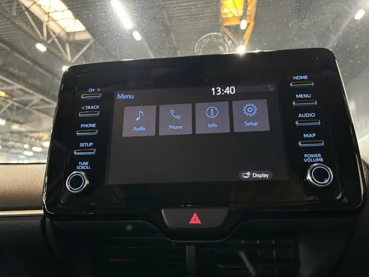 2022-toyota-yaris-15-vvt-i-icon-big-12
