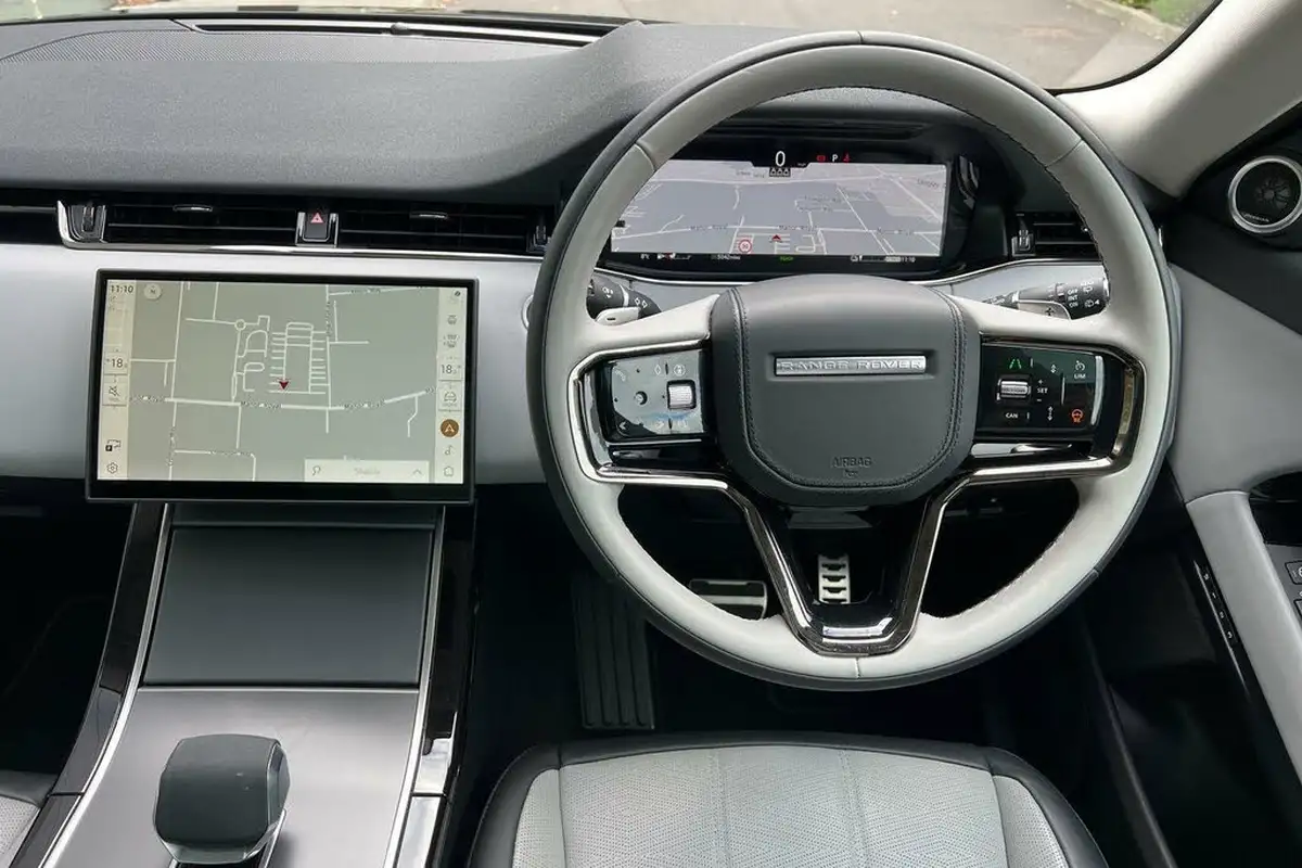 2024-land-rover-range-rover-evoque-15-p270e-dynamic-hse-big-38