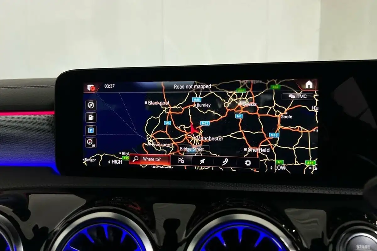 2022-mercedes-benz-a-class-20-a250-amg-line-executive-edition-saloon-4d-big-25