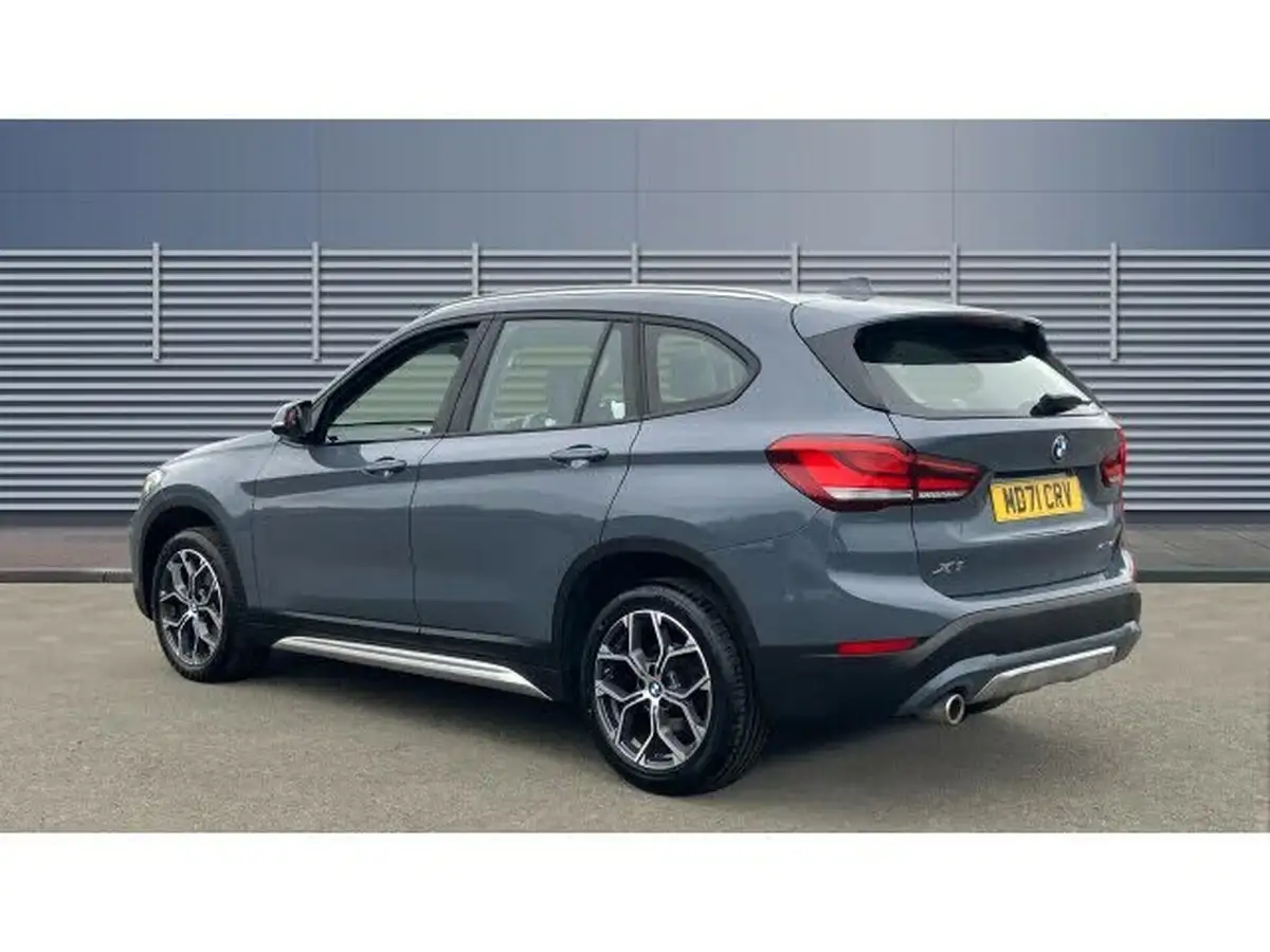 2021-bmw-x1-15-sdrive18i-xline-big-1