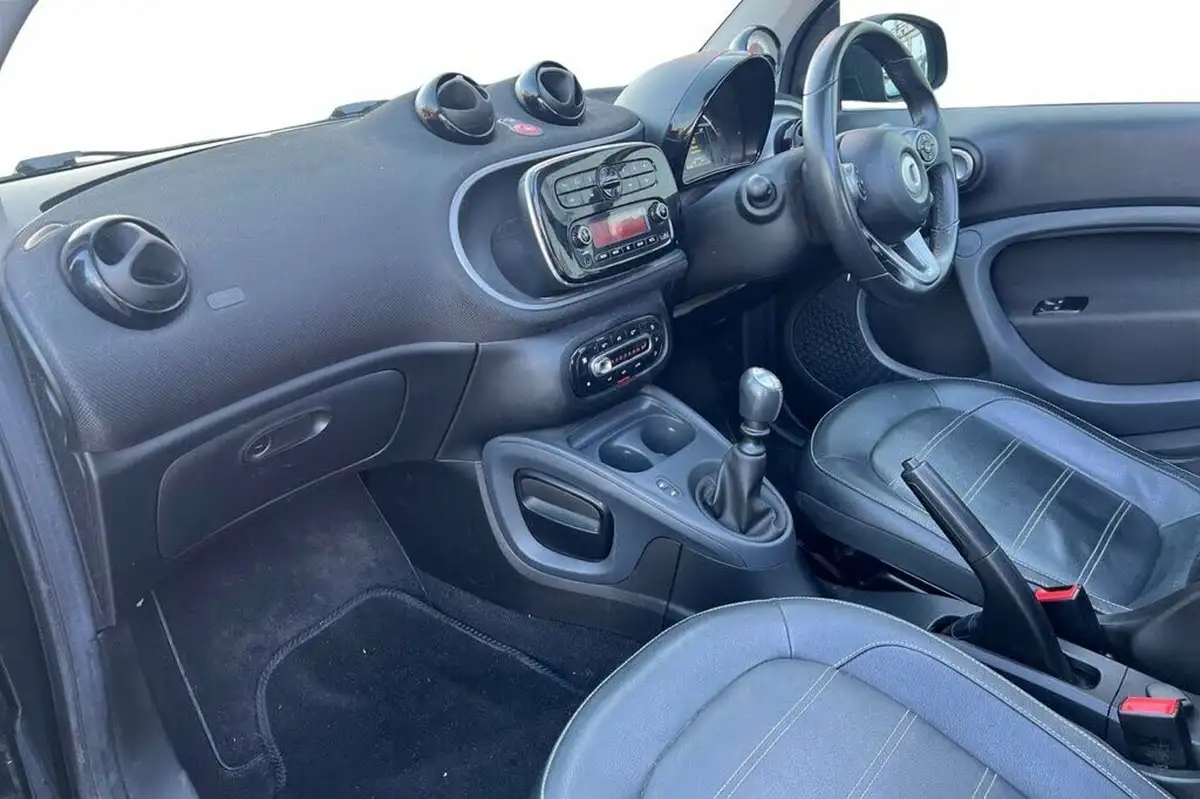 2018-smart-fortwo-09-prime-89bhp-ss-cabriolet-big-7