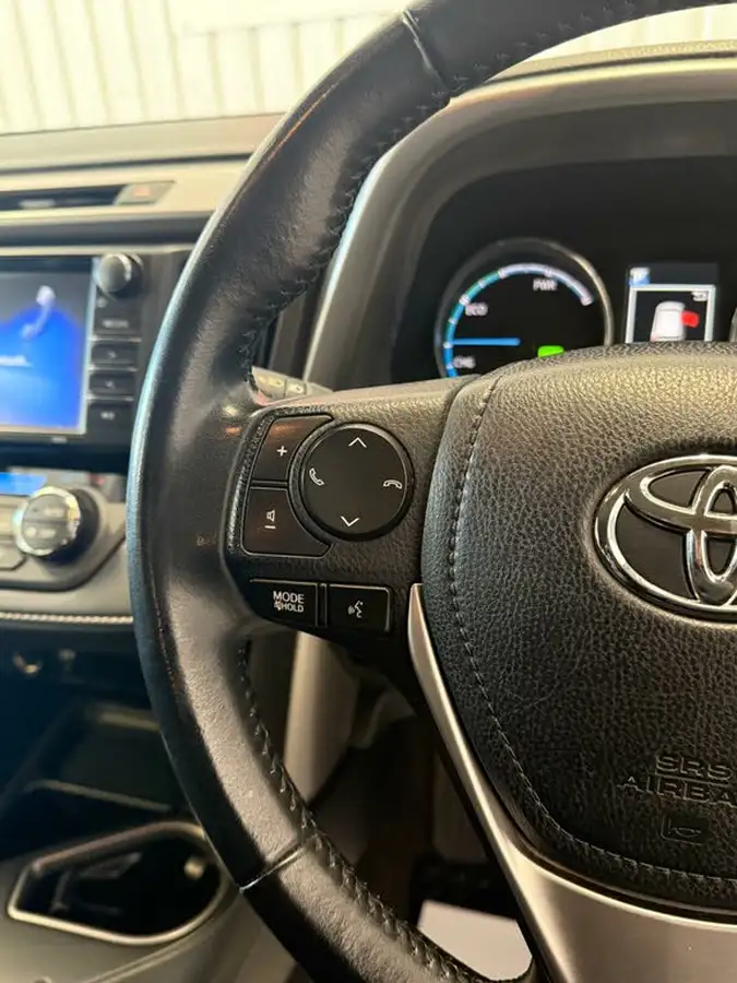 2018-toyota-rav4-25-vvt-i-icon-tech-big-16