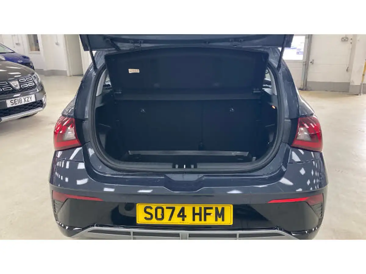 2025-hyundai-i20-10-t-gdi-advance-big-3