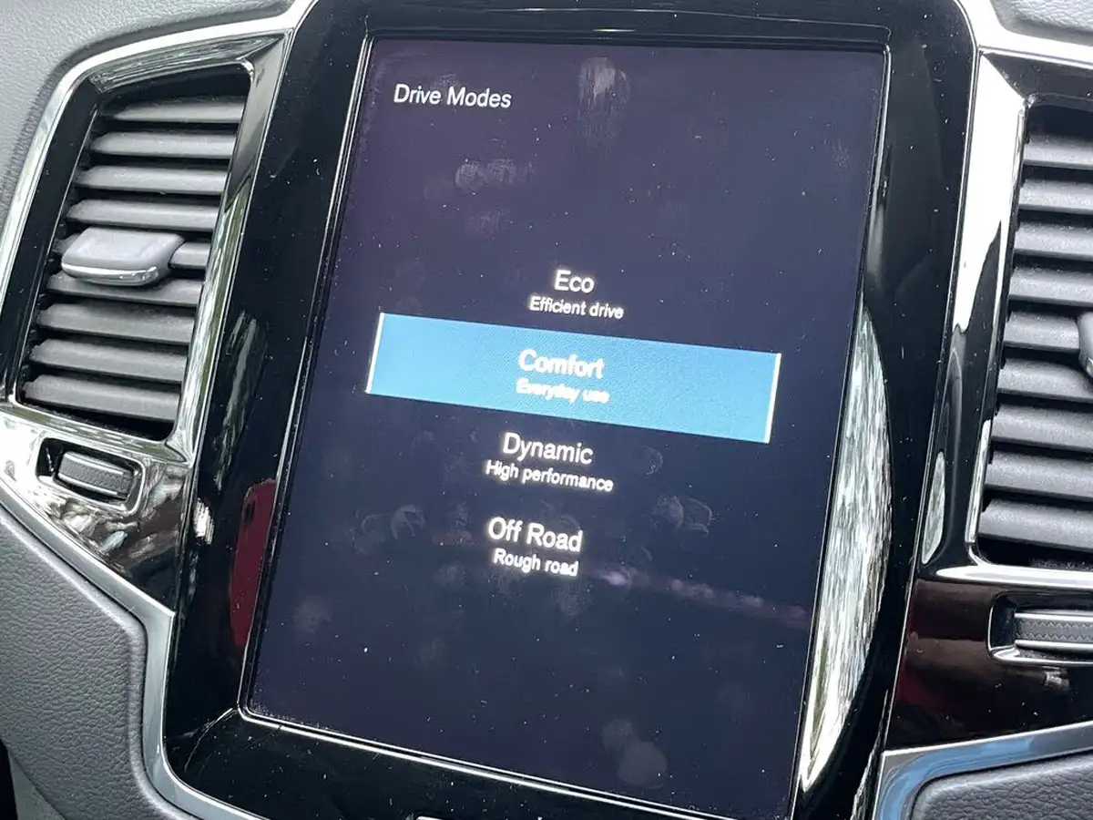 2019-volvo-xc90-20td-b5-inscription-big-38